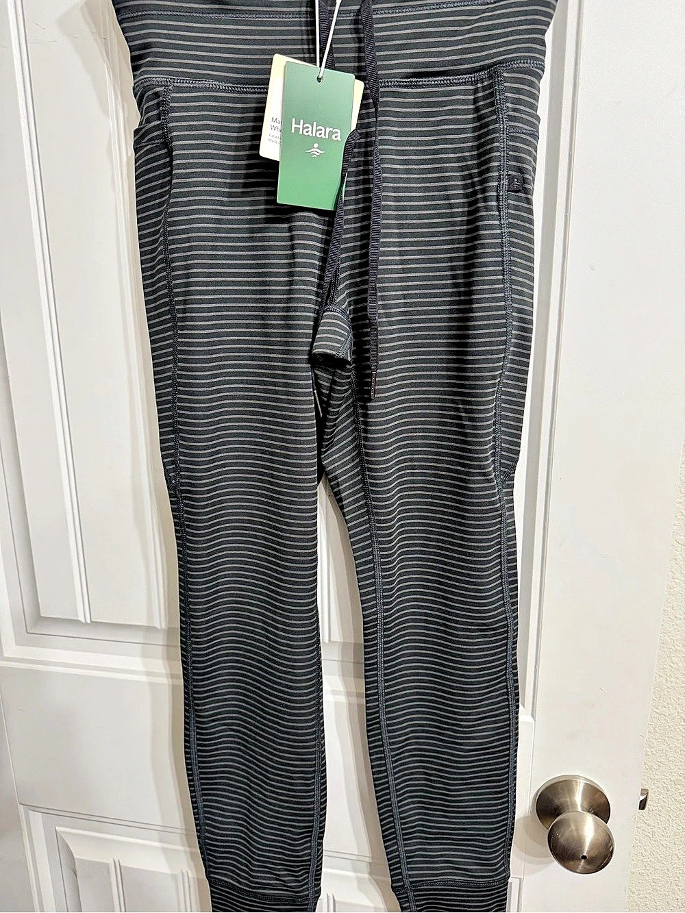 Halara Striped Drawstring High Waisted 7/8 Joggers Striped Athletic Leggings in